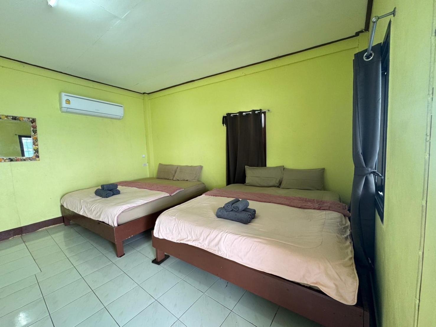 Rimtalay Resort Koh Si Chang Ngoại thất bức ảnh