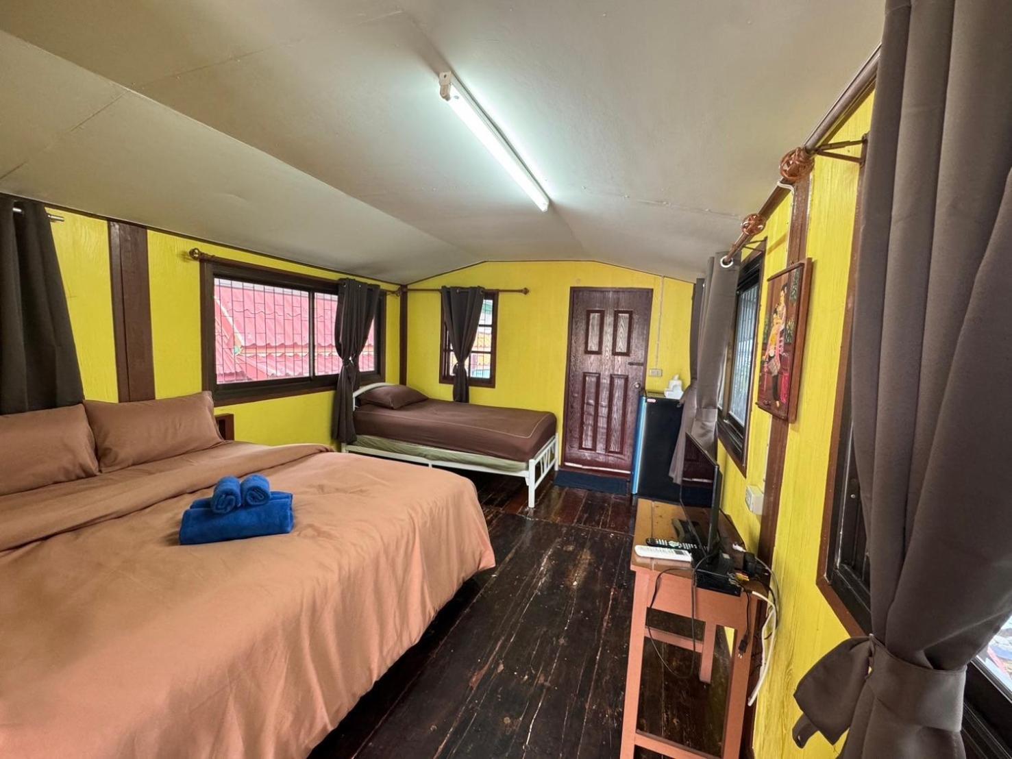 Rimtalay Resort Koh Si Chang Ngoại thất bức ảnh