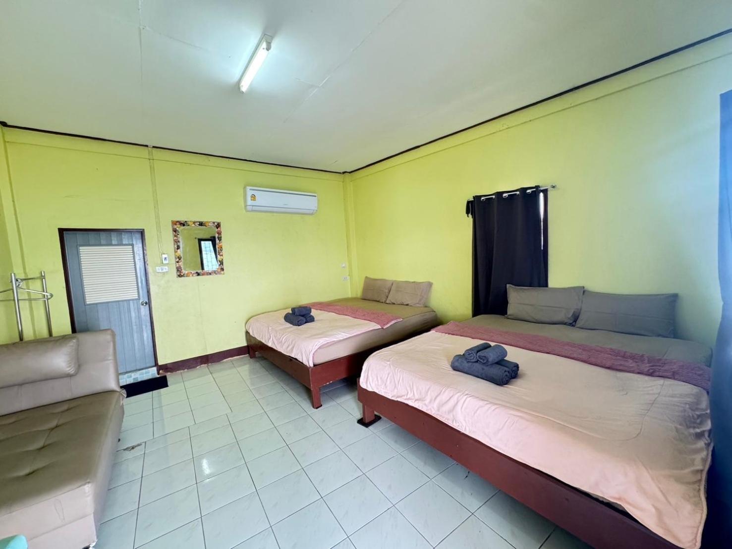 Rimtalay Resort Koh Si Chang Ngoại thất bức ảnh