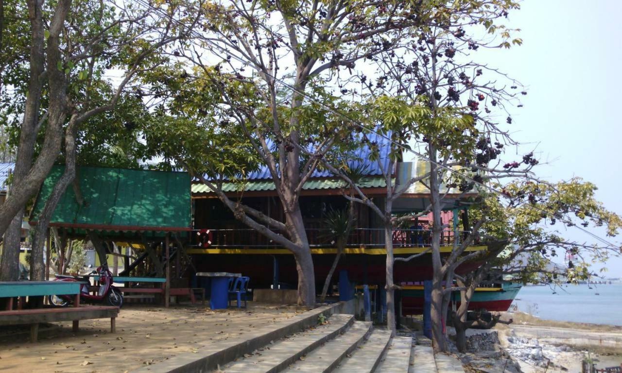 Rimtalay Resort Koh Si Chang Ngoại thất bức ảnh