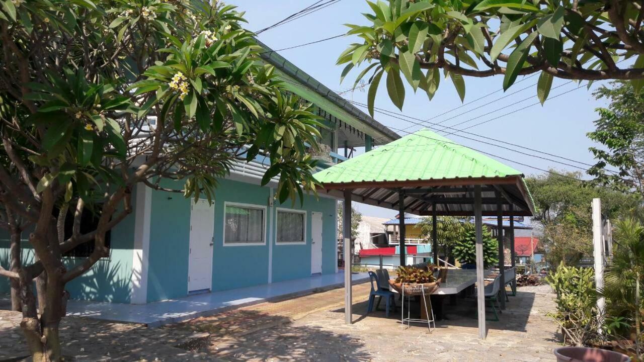 Rimtalay Resort Koh Si Chang Ngoại thất bức ảnh